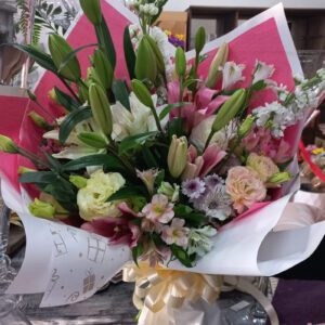 Bouquet de  Flores Surtidas  $ 25.000